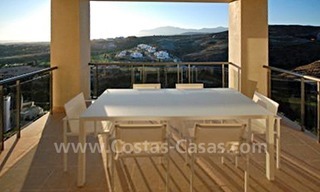 Luxury golf apartments and penthouses for sale, golf resort, Benahavis - Estepona - Marbella 2