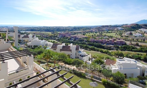 Luxury golf apartments and penthouses for sale, golf resort, Benahavis - Estepona - Marbella 