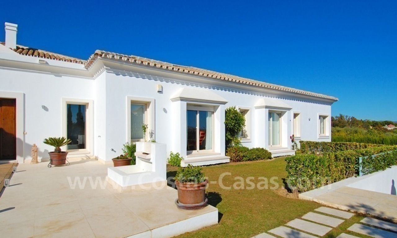 Modern Andalusian villa to buy on the Golden Mile in Marbella 6