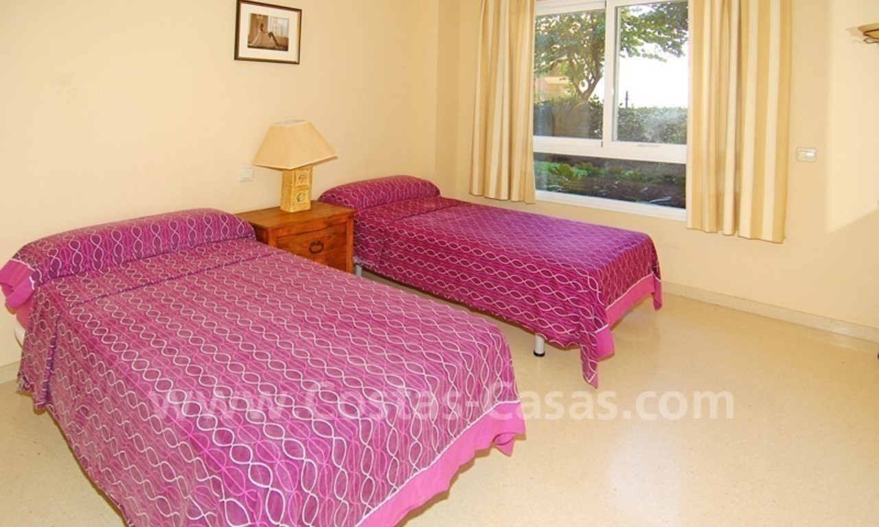 Luxury ground floor apartment for sale beachside in Nueva Andalucia, Puerto Banus - Marbella 7