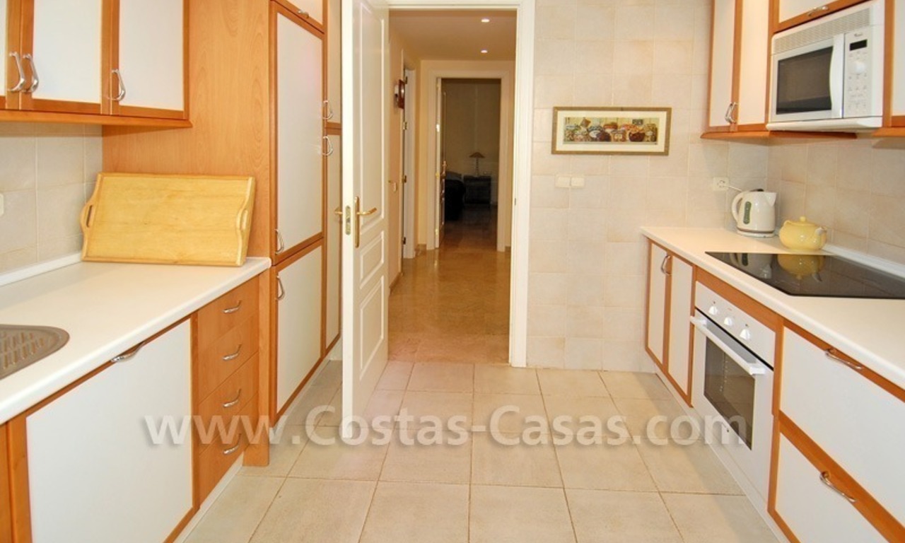 Front line golf apartment for sale in East Marbella 10