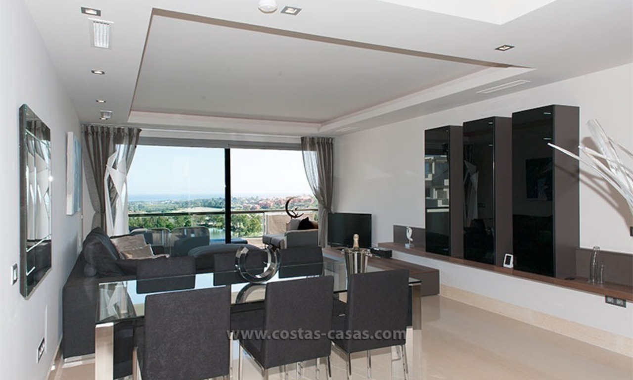 For Rent: New, Contemporary-style luxury vacation penthouse in Marbella-Benahavís, Costa del Sol 10