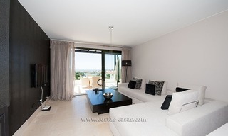 New Contemporary-style Luxury Vacation Apartment For Rent at Marbella-Benahavís Golf Resort on the Costa del Sol 8