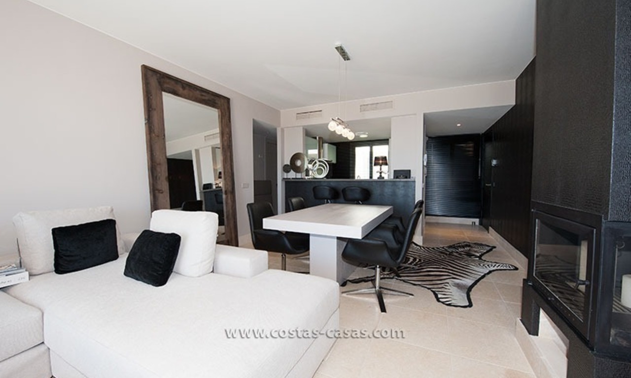 New Contemporary-style Luxury Vacation Apartment For Rent at Marbella-Benahavís Golf Resort on the Costa del Sol 7