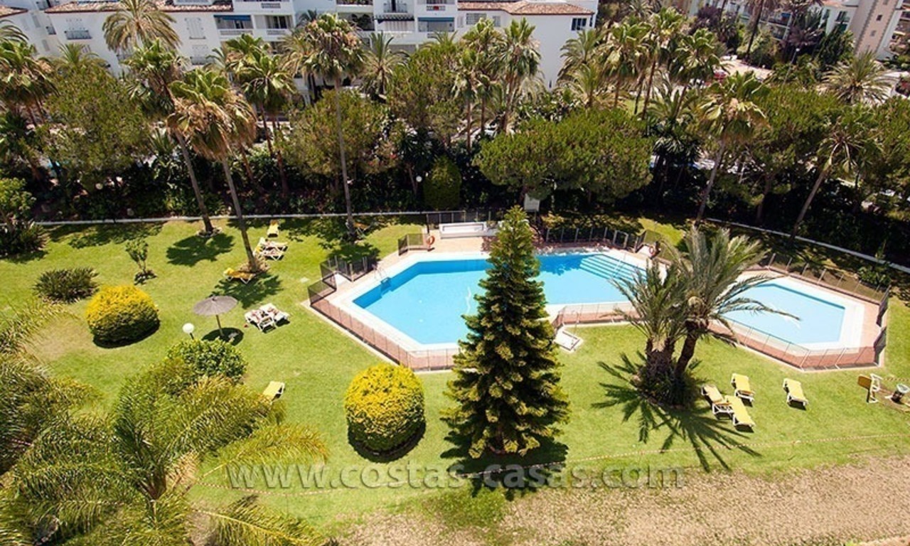 Beachside apartment for sale in Puerto Banus – Marbella 11