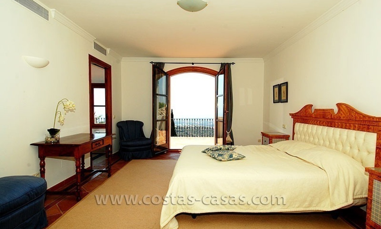 Luxury Rustic Villa to Buy in the Area of Marbella – Benahavís 21