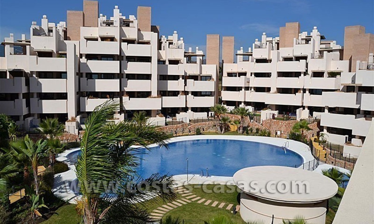 Modern Frontline Beach Apartments and Penthouse for sale on the New Golden Mile, Marbella – Estepona 4