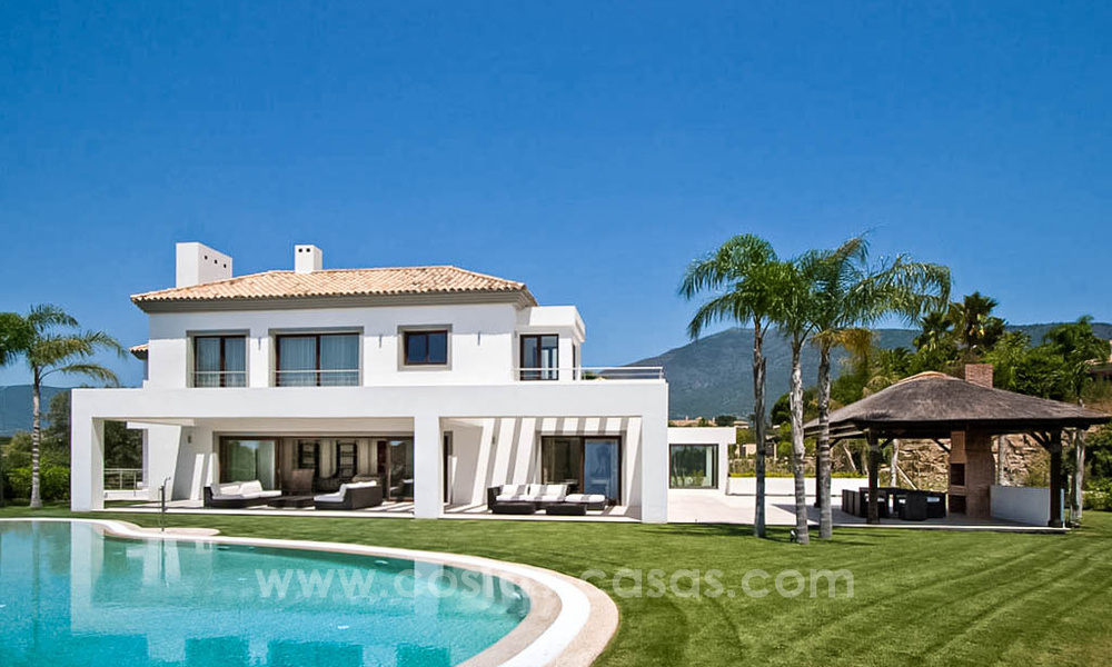 Contemporary style villa for sale in La Zagaleta between Benahavís and Marbella 22726