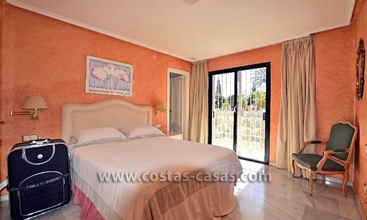 For Sale: Cozy Apartment near Puerto Banús, Marbella 8