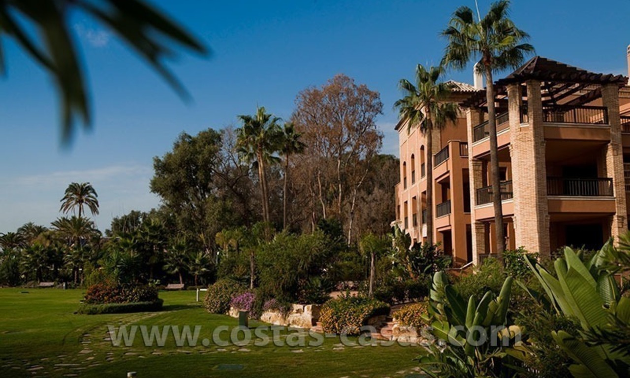 For Sale: Beachfront Luxury Apartments in San Pedro - Marbella. Opportunity: 3 bedroom apartment! 41