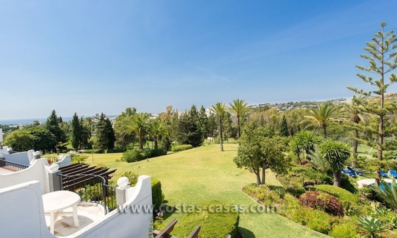 For sale: Frontline Golf Townhouse in Nueva Andalucía, Marbella 12