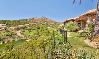 For Sale: Gorgeous Villa at Golf Resort in Marbella - Benahavis 6