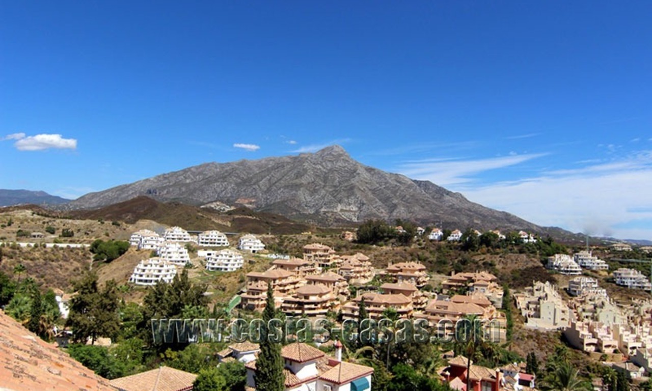 For Sale: Large Luxury Penthouse in Nueva Andalucía, Marbella’s Golf Valley 6