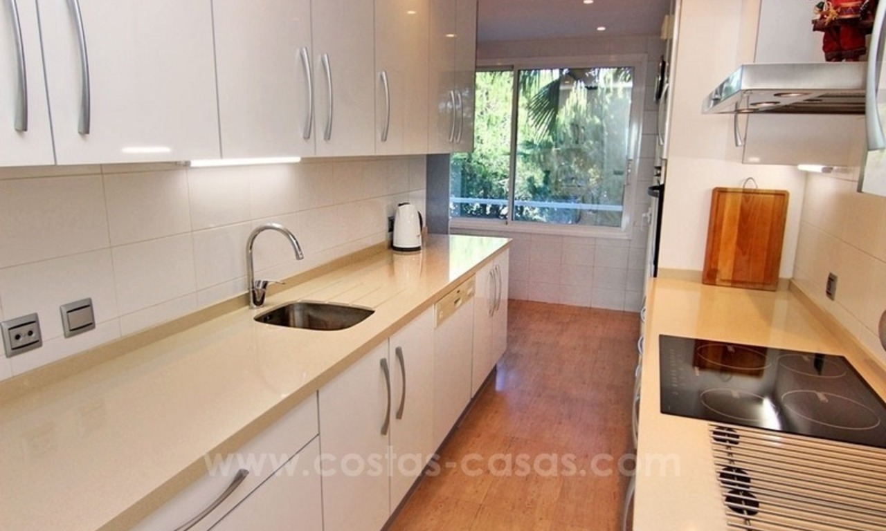 Beachfront apartment for sale, first line beach apartment complex, New Golden Mile, Marbella - Estepona 5