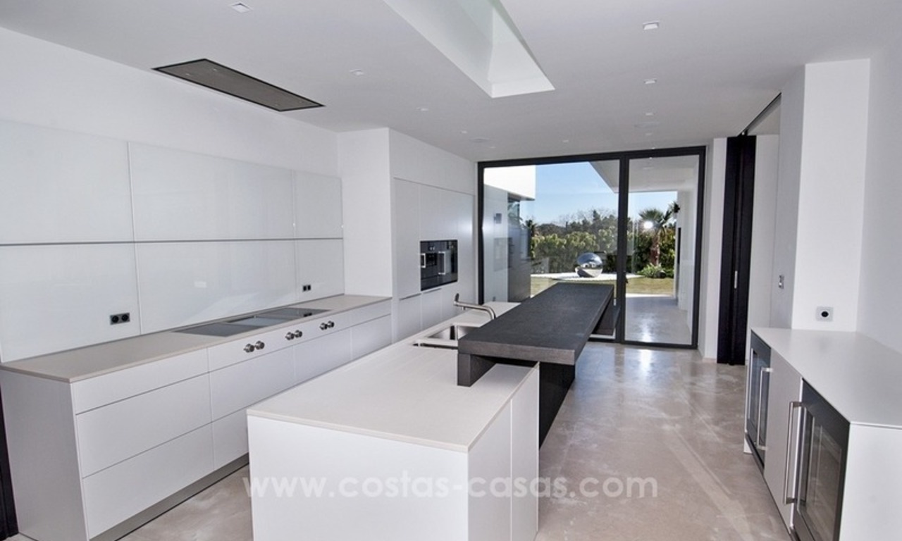 New Modern Villa for Sale on the Golden Mile in Marbella 19