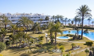 Exclusive apartment for sale in a beachfront complex in Puerto Banús - Marbella 1