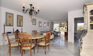 Exclusive apartment for sale in a beachfront complex in Puerto Banús - Marbella 6