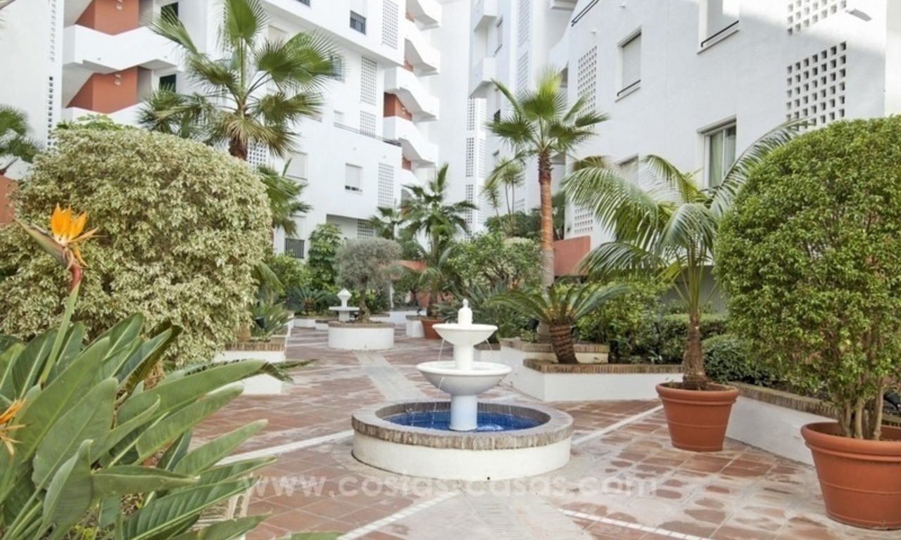 Dream location!! Apartment for sale a few meters from the sea in Puerto Banús 10