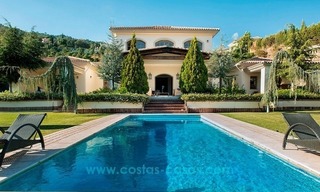 Contemporary villa for sale with classical architectural references, El Madroñal, Benahavis - Marbella 2