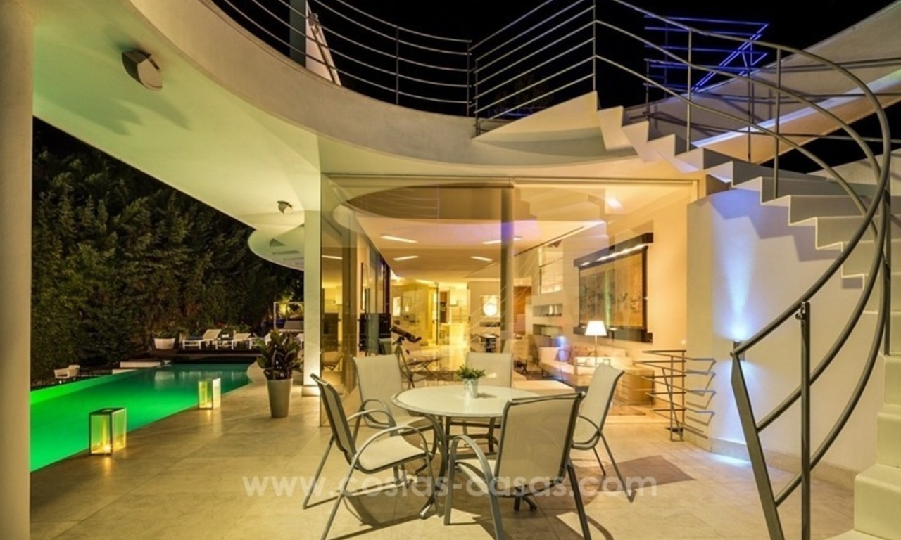 For Sale in Nueva Andalucia, Marbella: Designer Villa with panoramic golf, mountain and sea views 14