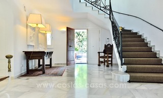 Stylish villa in perfect condition for sale on the Golden Mile, Marbella 3