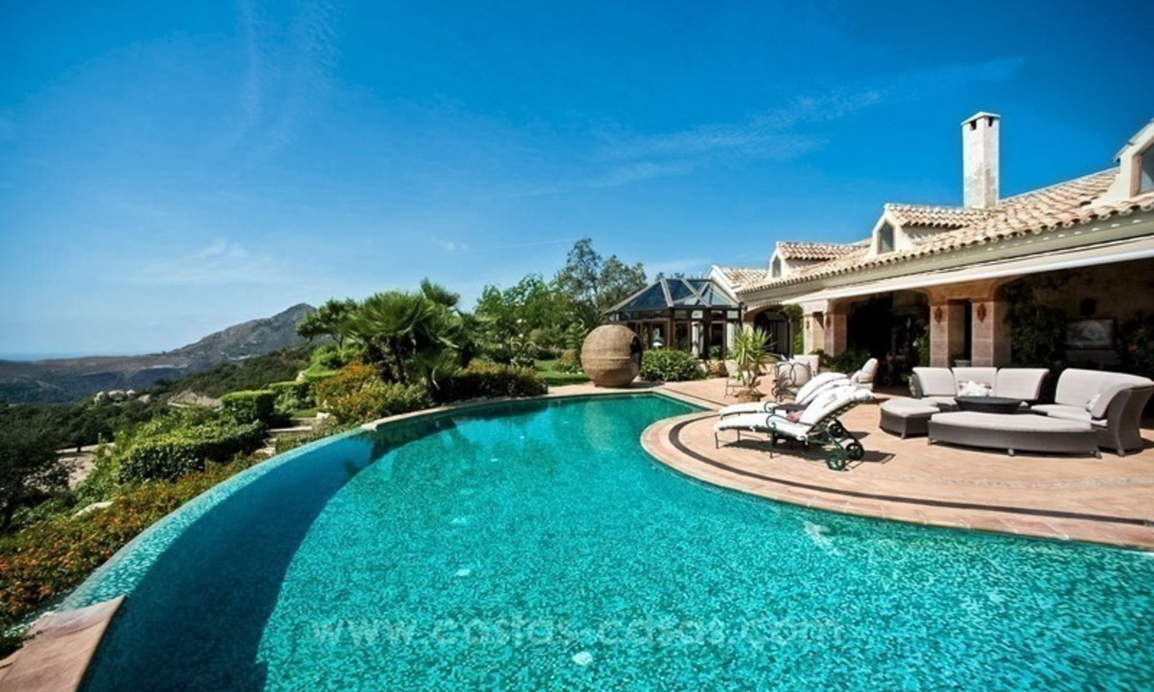 Beautiful Villa with sea view for Sale, La Zagaleta in Benahavis 13