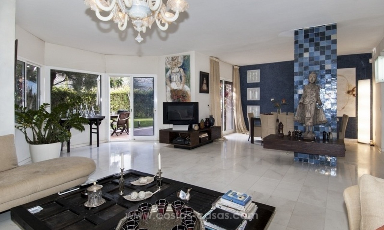 Spacious ground floor apartment for sale on The Golden Mile, Marbella 5