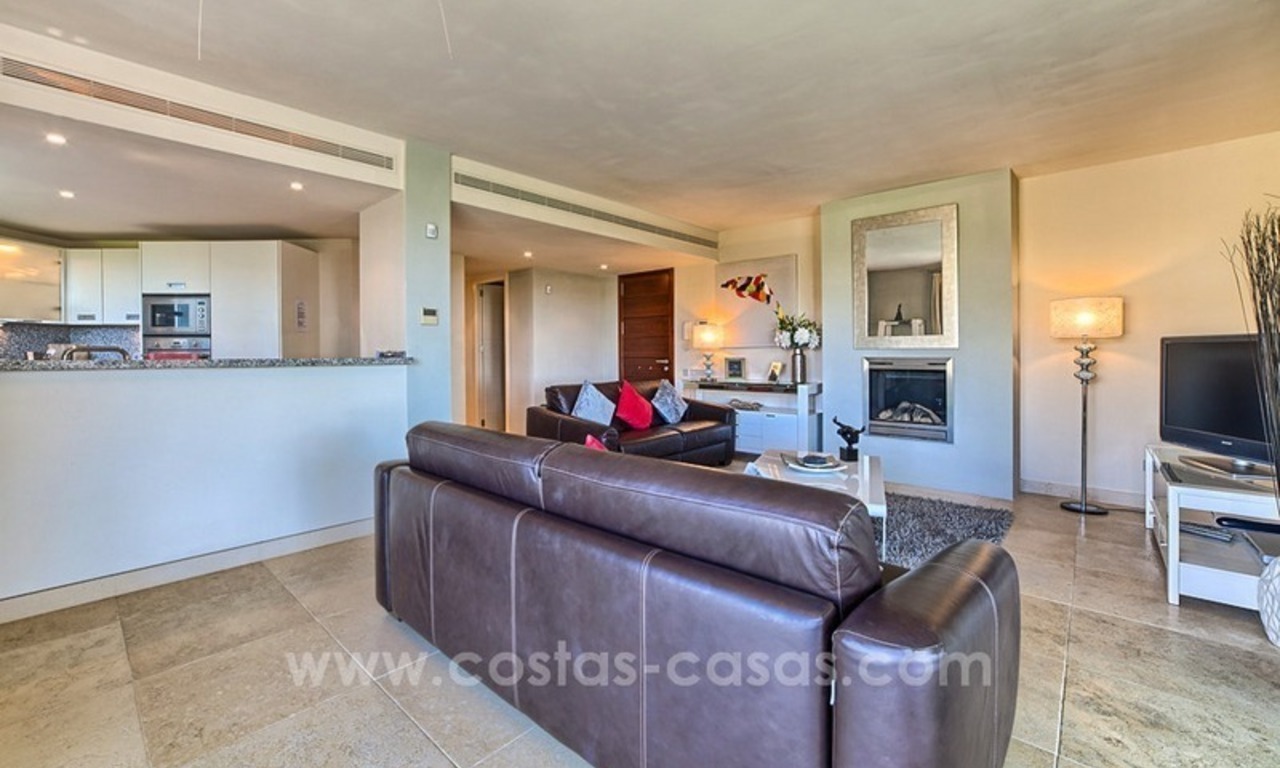 Modern luxury frontline golf ground floor apartment in a 5-star golf resort for sale in Benahavis - Marbella 6