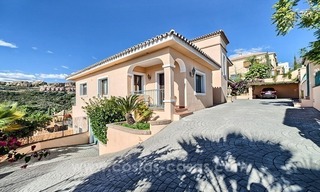 Spacious, quality villa for sale with sea views in Benahavis - Marbella 5