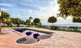 Beachfront plot with Villa Building Project for sale on the New Golden Mile, Marbella - Estepona 8