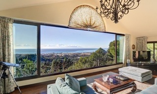 Luxury villa with sea views for sale near Marbella town 2