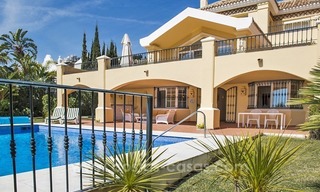 Large frontline golf villa for sale in Nueva Andalucía, Marbella 0