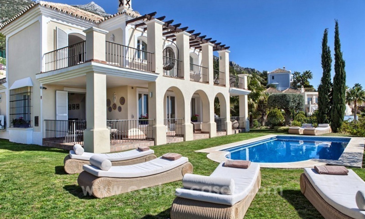 Luxury villa with amazing views for sale above the Golden Mile, Marbella 4