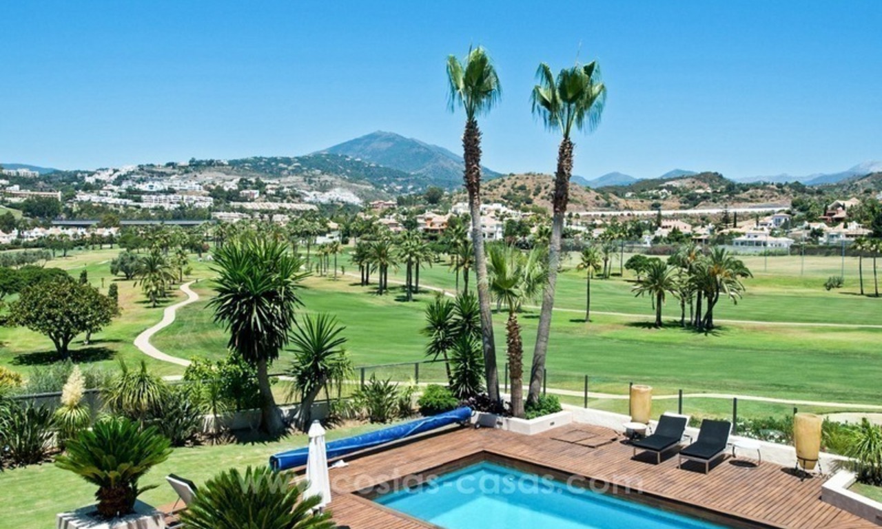 Contemporary refurbished frontline golf villa for sale in Nueva Andalucía, Marbella 0