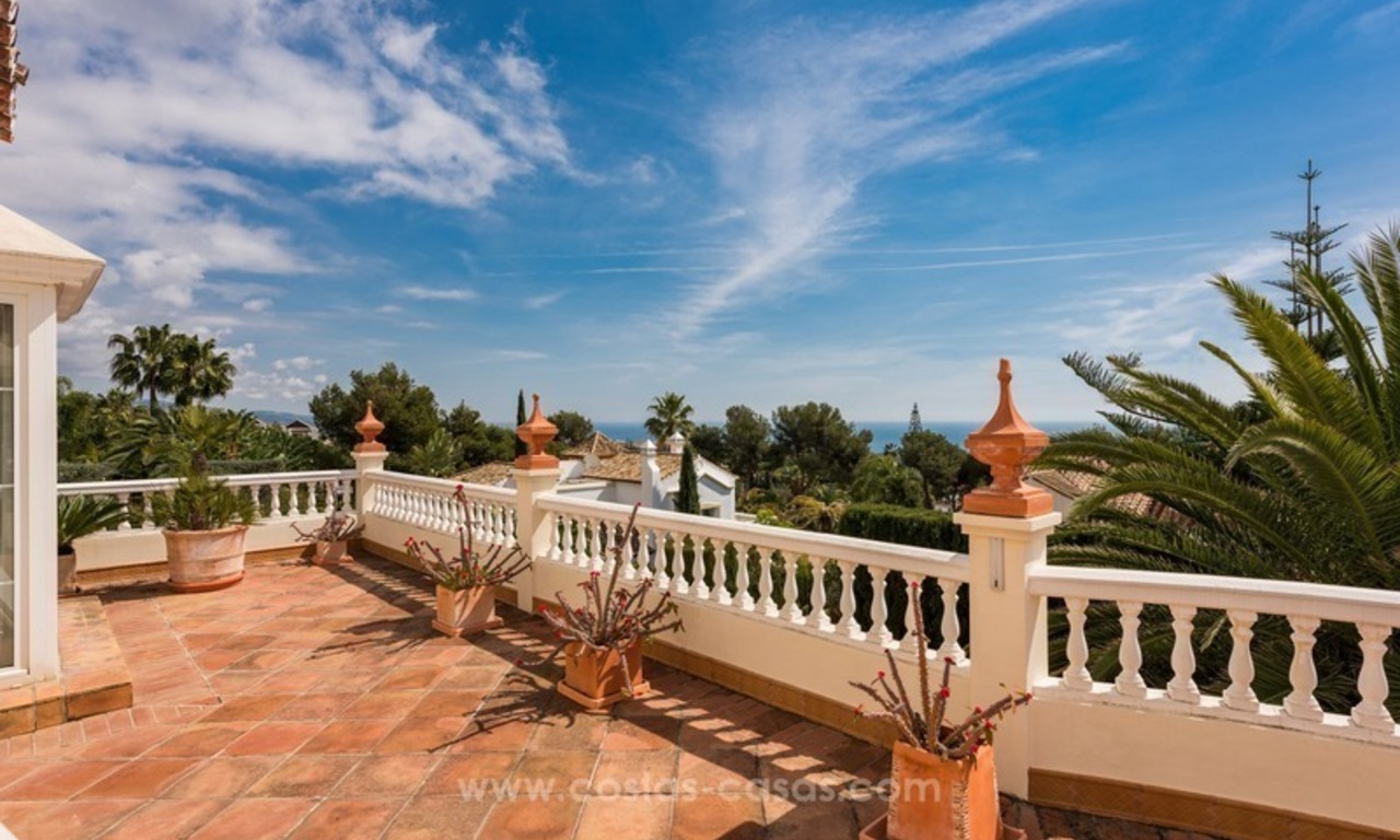 Elegant luxurious traditional style villa for sale in Sierra Blanca, the Golden Mile, Marbella 15
