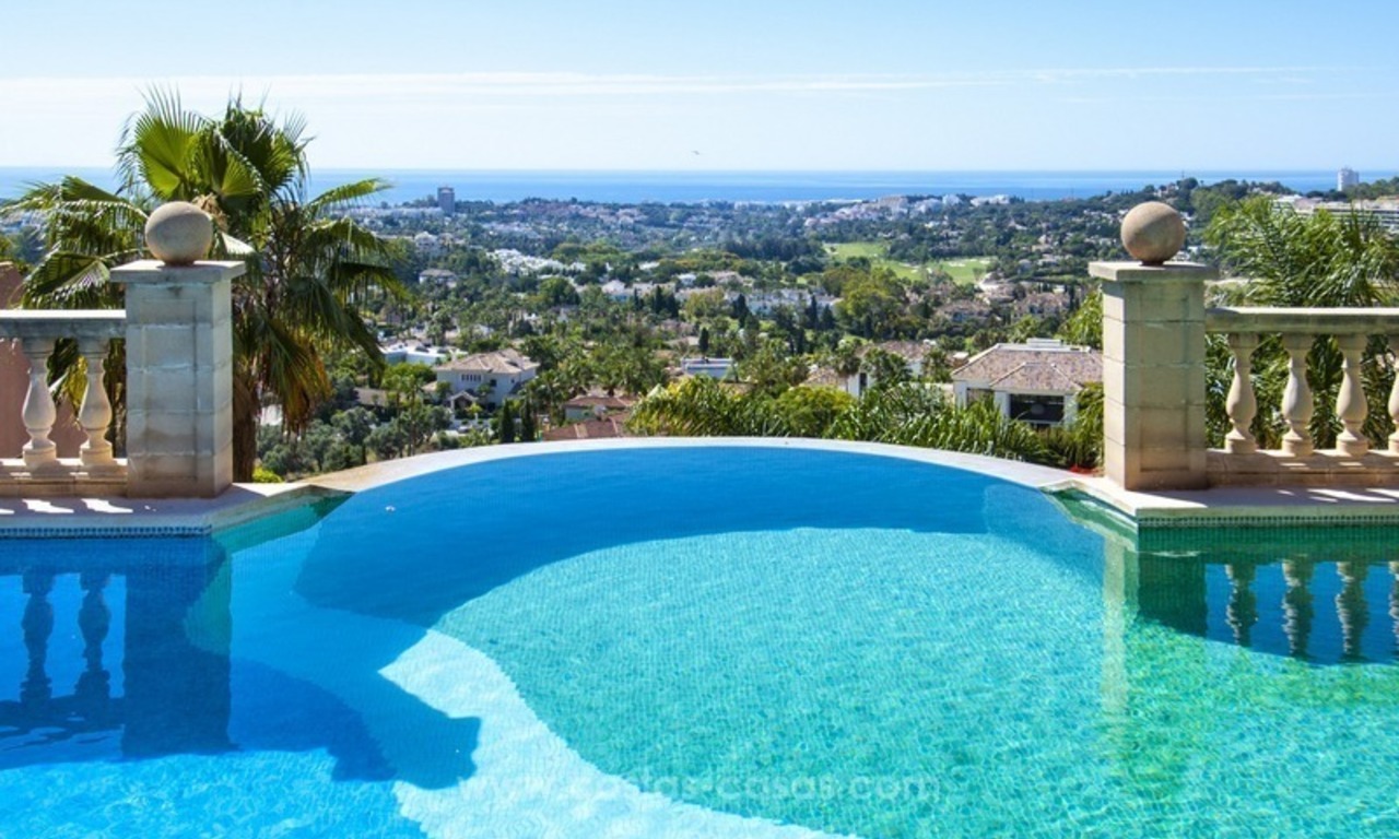 Marbella – Nueva Andalucia For Sale: Stunning Fully Refurbished Apartment In Highly Sought After Complex 5