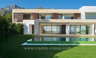 Modern newly built contemporary villa for sale on the Golden Mile, Sierra Blanca, Marbella 3
