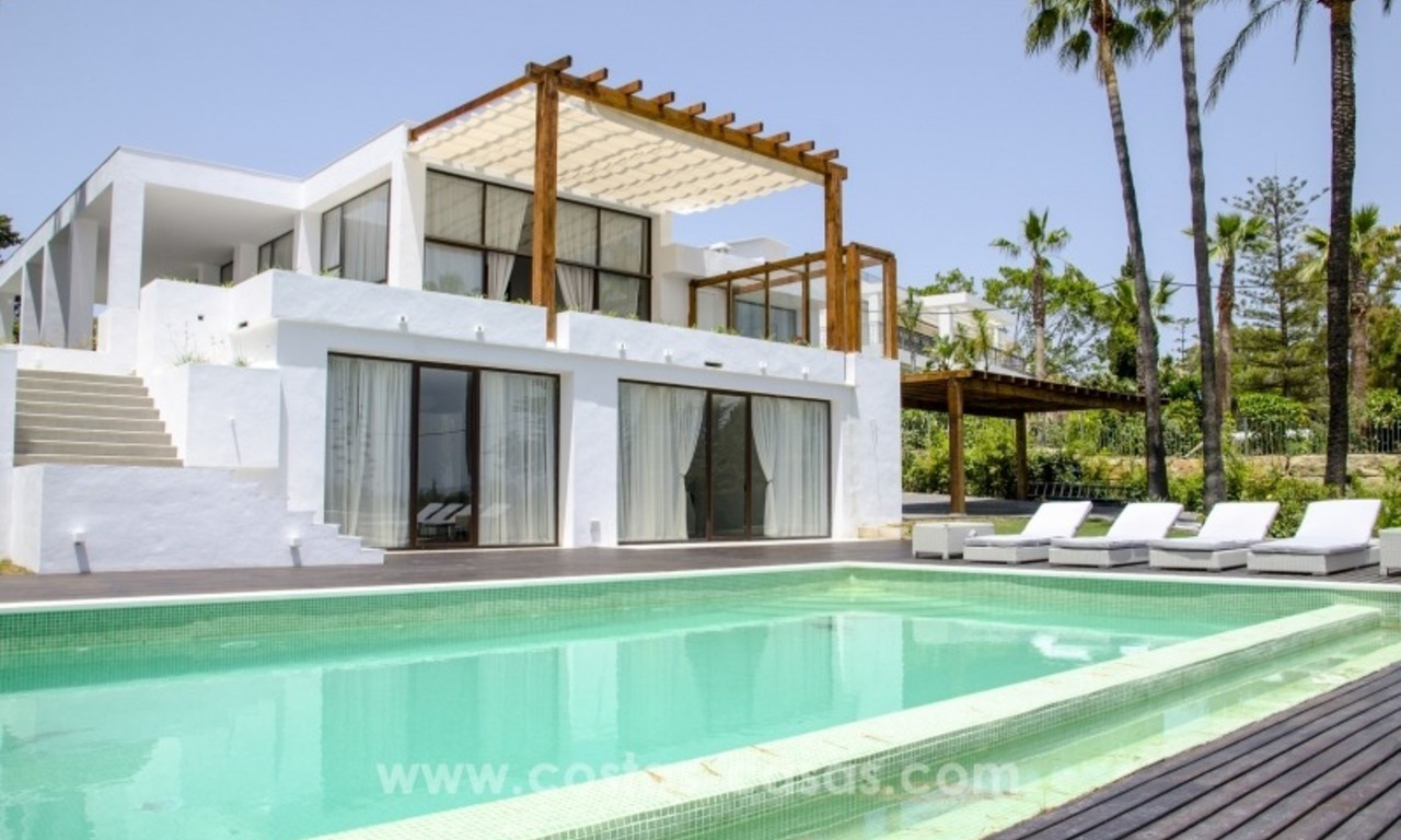 Renovated Modern villa for sale on the Golden Mile, Marbella 1