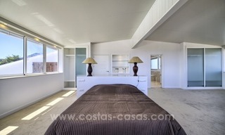 Contemporary renovated villa for sale, New Golden Mile, Marbella - Estepona 18