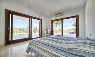 Contemporary renovated villa for sale, New Golden Mile, Marbella - Estepona 22