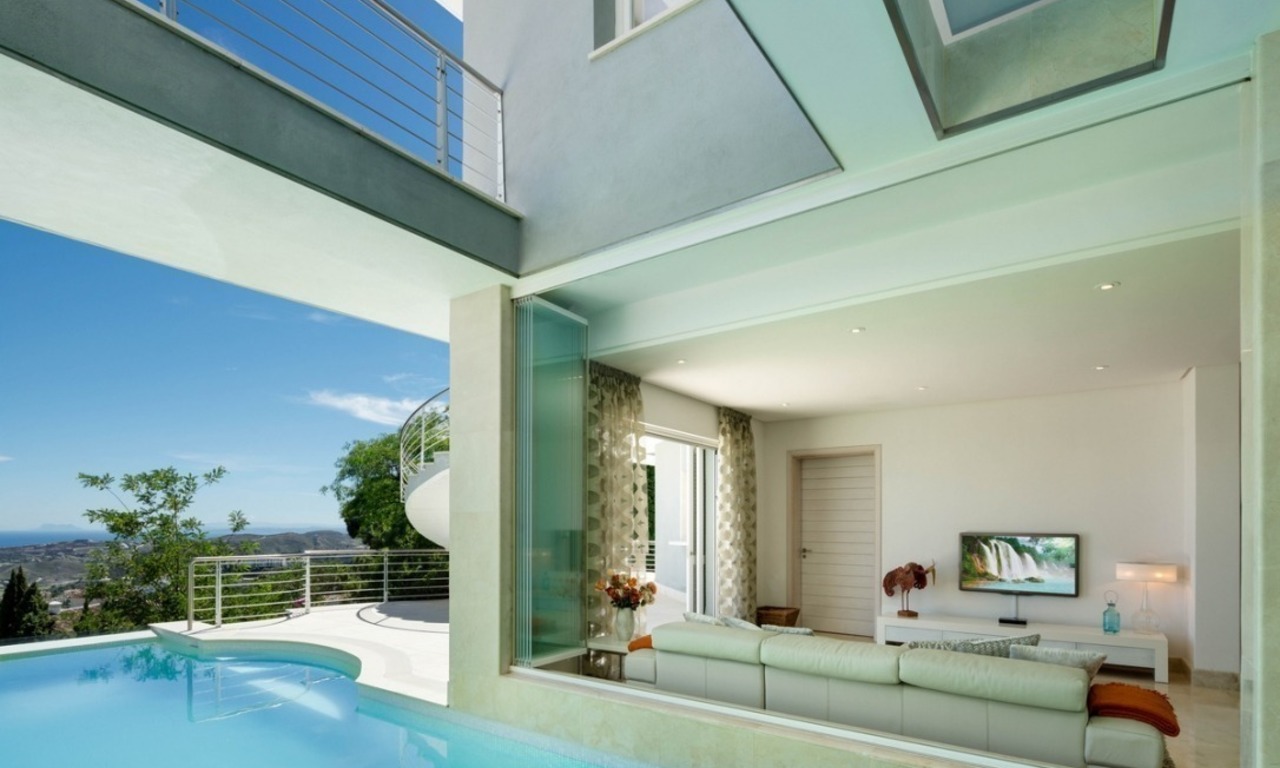 Villa for sale in Benahavis - Marbella: Exceptional Design and architecture, Exceptional Views in Exclusive El Madroñal 20