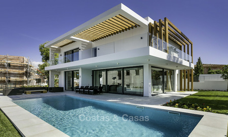 New Contemporary Villa for sale in Benahavis - Marbella, in a gated villa complex. Ready to move in. 16581