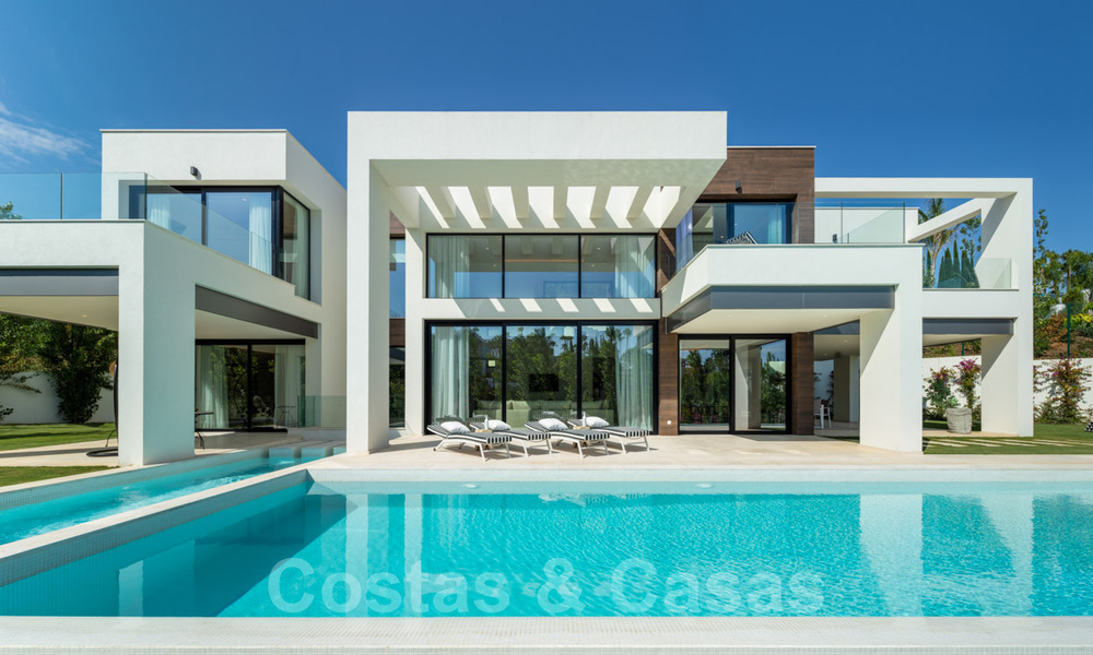 New modern villa in the heart of the golf valley, Nueva Andalucía, Marbella 28950