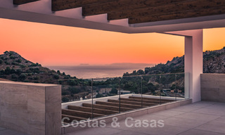 Modern luxury apartments for sale with sea view at a few minutes’ drive from Marbella center 38343 