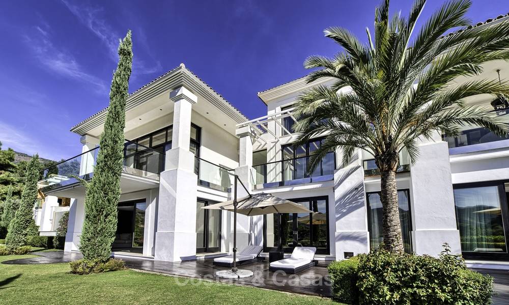 Cozy contemporary style villa with stunning views for sale in La Zagaleta, Marbella - Benahavis 18214