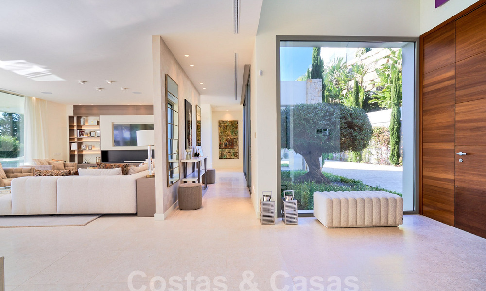 Ready to move in. Modern villa for sale, frontline golf in Benahavis - Marbella 58506