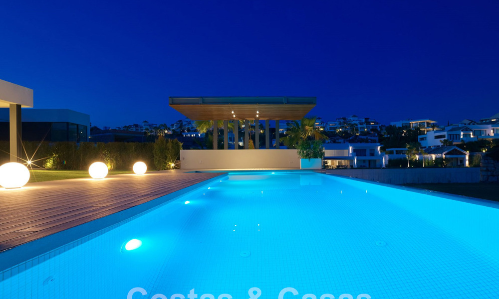 Ready to move in. Modern villa for sale, frontline golf in Benahavis - Marbella 58533