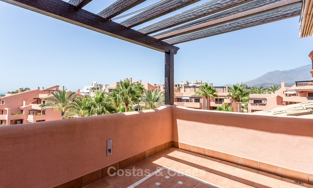 First line beach penthouse apartment for sale on the New Golden Mile between Marbella and Estepona 994