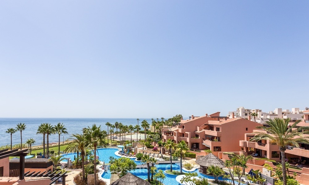 First line beach penthouse apartment for sale on the New Golden Mile between Marbella and Estepona 1010