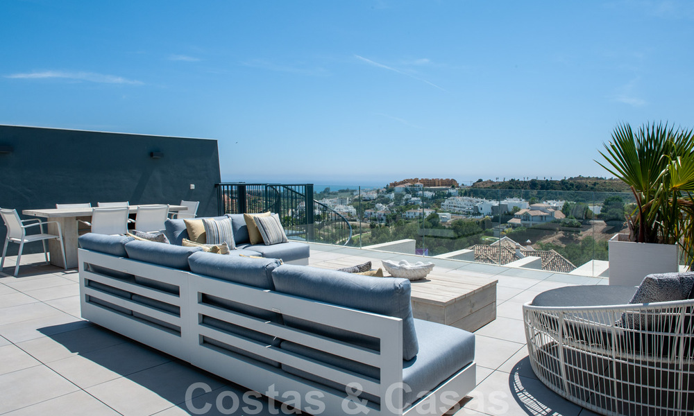 Contemporary Style, Sea View Apartments for Sale, Marbella - Estepona. Key ready! 33777